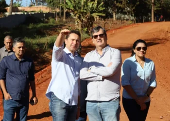 vilela-vistoria-obras-viarias-em-aparecida-e-destaca-avancos-na-mobilidade-urbana