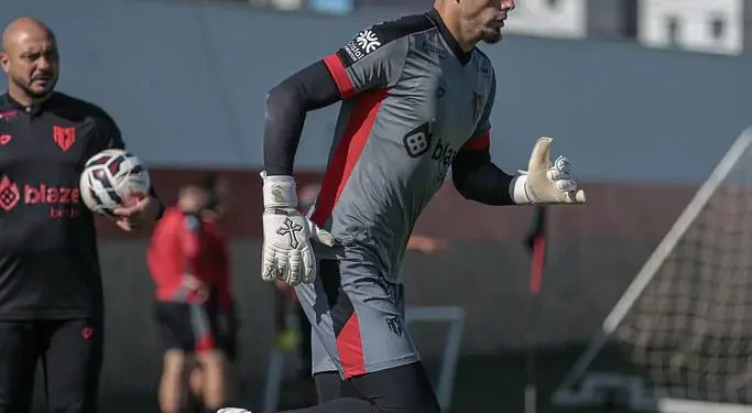 atletico-go-enfrenta-criciuma-com-desfalque-importante-no-ataque