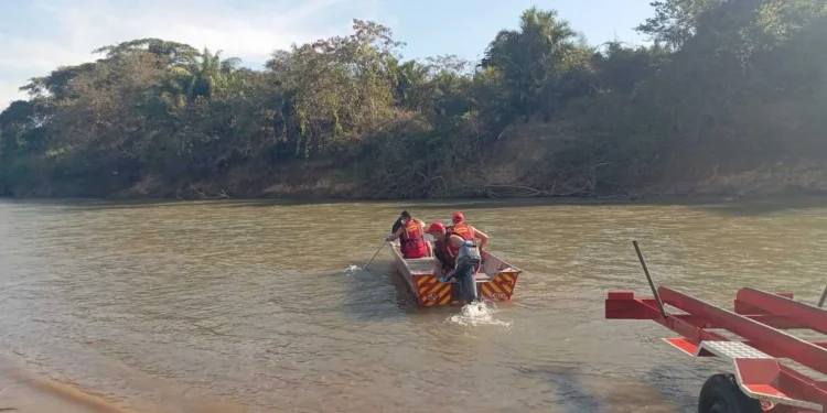 corpo-com-sinais-de-violencia-e-encontrado-no-rio-dos-bois,-em-pontalina