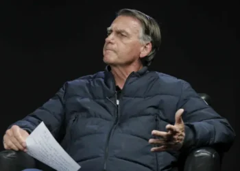 defesa-de-bolsonaro-mostra-indignacao-com-medidas-do-supremo