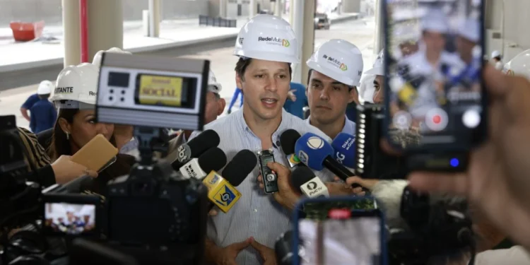 terminal-praca-da-biblia-tera-nova-estrutura-ate-setembro,-anuncia-daniel-vilela