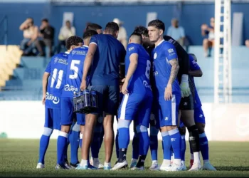 goiatuba-joga-por-vaga-no-mata-mata-diante-do-cascavel-no-divinao