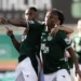 jaja-e-tadeu-brilham,-goias-vence-cuiaba-e-retorna-a-lideranca-da-serie-b