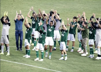 goias-alcanca-maior-pontuacao-de-sua-historia-em-um-primeiro-turno-da-serie-b