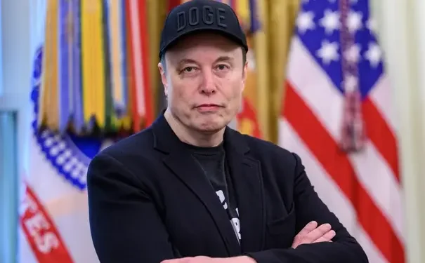 franca-investiga-rede-x-por-ingerencia-e-fraude-enquanto-musk-desafia-autoridades