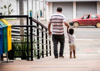 sem-nome-do-pai:-acao-gratuita-oferece-exame-de-dna-e-reconhecimento-em-goias