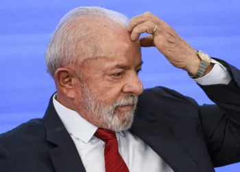 lula-briga-porque-assim-ninguem-pergunta-por-obras
