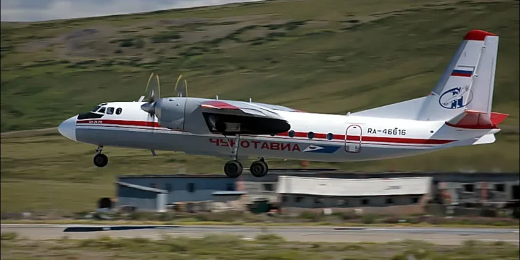 queda-de-aviao-sovietico-mata-49-pessoas-no-leste-russo