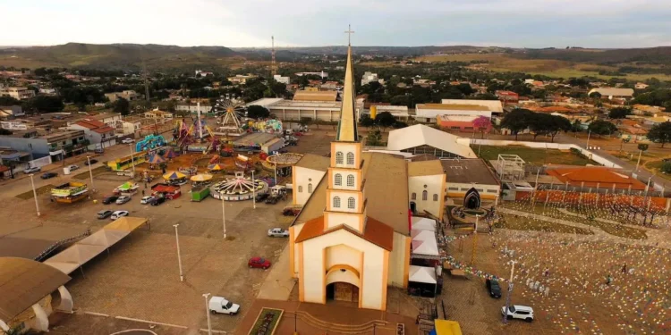 ultimo-dia-para-se-inscrever-no-processo-seletivo-da-prefeitura-de-santo-antonio-do-descoberto