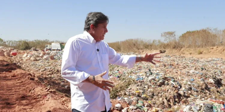 frente-tenta-resolver-problema-do-lixao-em-santo-antonio-do-descoberto