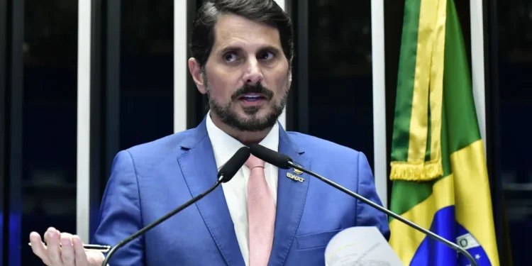 marcos-do-val-tem-contas-bloqueadas-pelo-stf