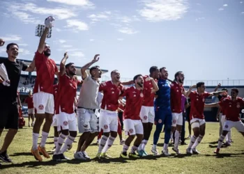 anapolina-vence-o-tupy-e-esta-de-volta-a-elite-do-goianao-apos-cinco-anos