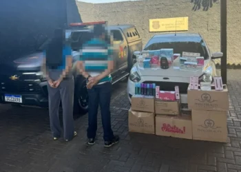 funcionaria-e-presa-por-desviar-cosmeticos-e-dinheiro-de-empresa-em-goiania