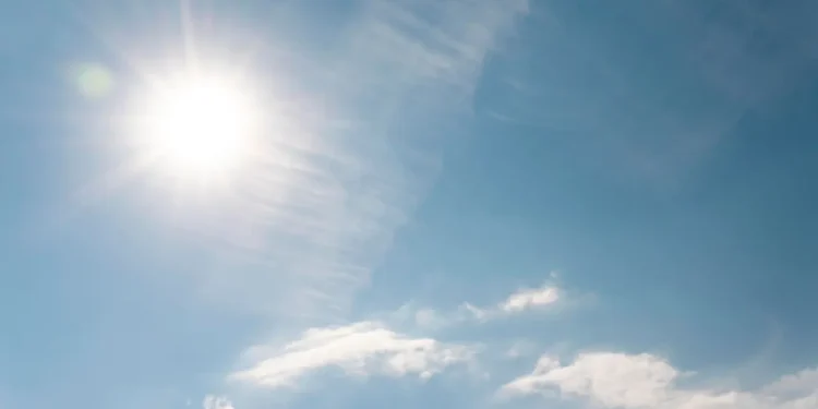 previsao-de-terca-(29)-revela-sol-entre-nuvens-e-noite-de-ceu-limpo