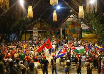 mais-velhos-deixam-de-acreditar-na-esquerda,-apontam-dados-de-pesquisa