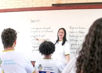 governo-de-goias-nomeia-professores-e-prefeitura-lanca-concurso-com-64-vagas