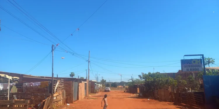 “tentaram-derrubar-minha-casa-comigo-dentro”,-relata-moradora-de-ocupacao-no-estrela-dalva