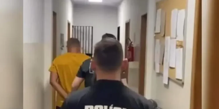 homem-agride-esposa-com-celular-apos-crise-de-ciumes-e-e-preso-em-aguas-lindas