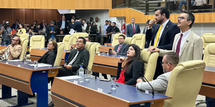 camara-sinaliza-discordancia-com-remanejamento-orcamentario-de-50%