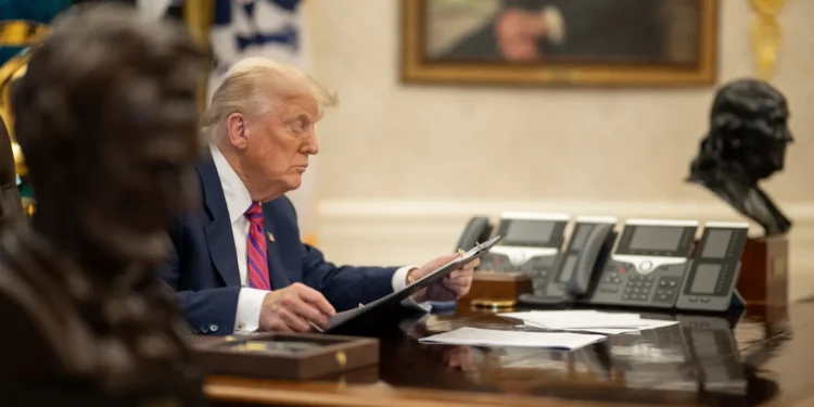 trump-mobiliza-submarinos-nucleares-apos-ameaca-russa