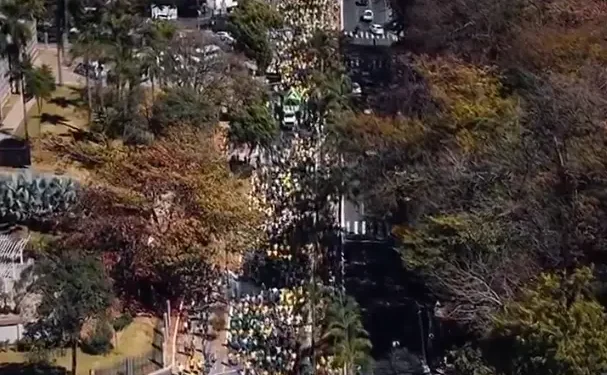 manifestacao-em-goiania-reune-apoiadores-de-bolsonaro-contra-lula-e-moraes