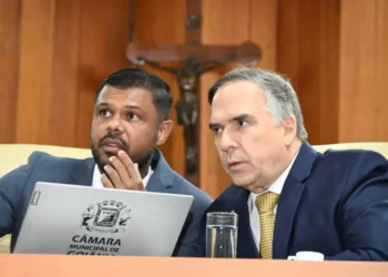 com-recesso-da-camara-estendido,-paco-segue-sem-fiscalizacao