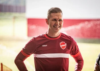 o-que-esperar-de-paulo-turra-no-comando-do-vila-nova