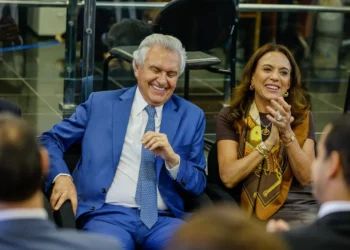 politica-e-a-arte-de-escolher-um-lado-e-se-manter-fiel-a-ele