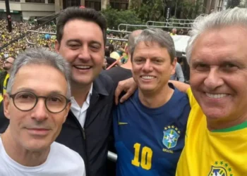 ausencia-de-governadores-marca-retorno-dos-atos-bolsonaristas