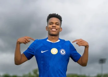 ex-palmeiras,-estevao-e-apresentado-oficialmente-pelo-chelsea