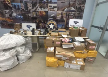 receita-federal-apreende-cerca-de-r$-800-mil-em-drogas-nos-correios