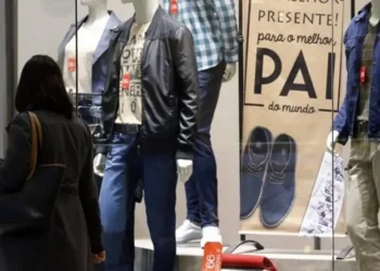 vestuario-lidera-vendas-e-movimenta-bilhoes-no-dia-dos-pais