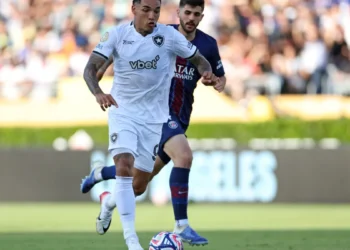 botafogo-e-indicado-a-melhor-clube-do-mundo-na-bola-de-ouro-2025