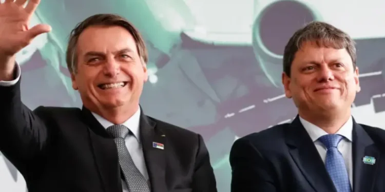 tarcisio-visita-bolsonaro-em-prisao-domiciliar-apos-aval-do-stf