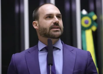 eduardo-bolsonaro-e-convocado-para-reuniao-por-governo-trump