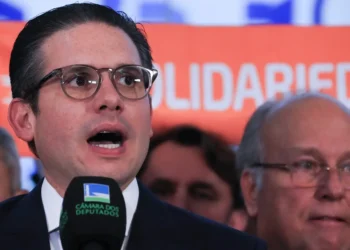 camara-define-pauta-pos-motim-e-pode-votar-isencao-de-ir-para-ate-r$-5-mil