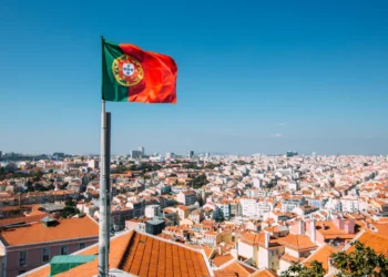 portugal-suspende-nova-lei-que-dificultava-a-entrada-de-imigrantes;-entenda