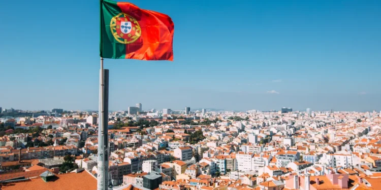 portugal-suspende-nova-lei-que-dificultava-a-entrada-de-imigrantes;-entenda
