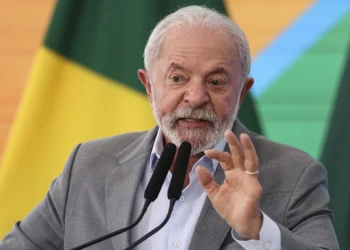 lula-prepara-lista-de-retaliacoes-ao-tarifaco-de-trump