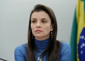 sem-clima-para-anistia,-dialogo-na-camara-para-destravar-pauta-deve-prevalecer,-afirma-deputada