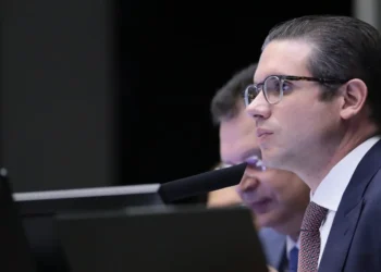 protecao-de-criancas-nas-redes-pode-travar-pautas-de-interesse-de-lula-na-camara