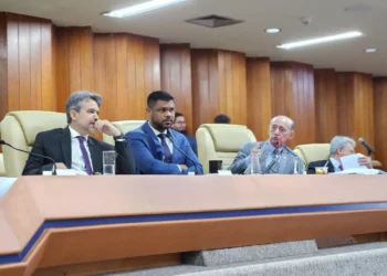 avanco-da-cei-da-limpa-gyn-marca-retorno-da-camara-municipal