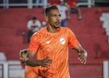ex-vila-nova,-fernando-rescinde-com-o-internacional-e-retorna-a-goiania