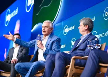 medidas-para-reduzir-impacto-do-tarifaco-colocam-lula-e-caiado-em-rota-de-colisao