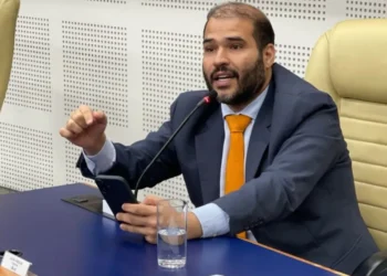 vereador-apresenta-projeto-que-revoga-credito-adicional-de-r$-10-milhoes-a-seinfra