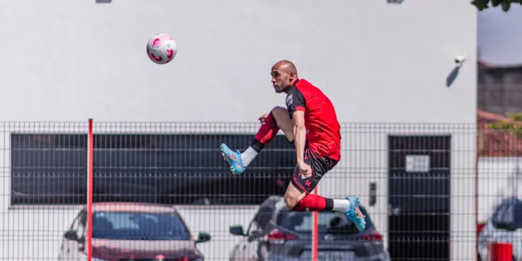 dudu-retorna-ao-atletico-go-buscando-repetir-sucesso-de-2022