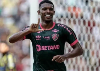 lele-chega-ao-atletico-go-buscando-melhorar-o-desempenho-ofensivo-do-time