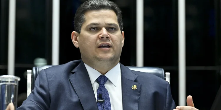 alcolumbre-diz-que-cpmi-do-inss-sera-instalada-na-proxima-semana