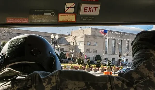 washington-alega-ilegalidade-em-intervencao-do-governo-na-capital