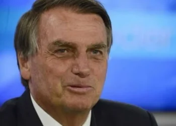 bolsonaro-deixa-prisao-domiciliar-para-realizar-exames-medicos-em-brasilia